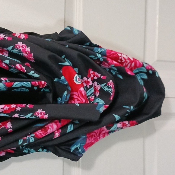 B2Prity one piece monokini halter tummy control swimsuit - XL - black floral - Picture 8 of 11